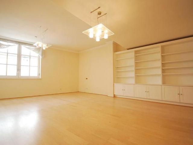 Flat for rent in Chalk Farm, Primrose Hill
