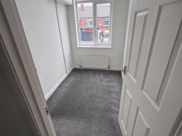 Apartment for rent in Dalton, South Yorkshire