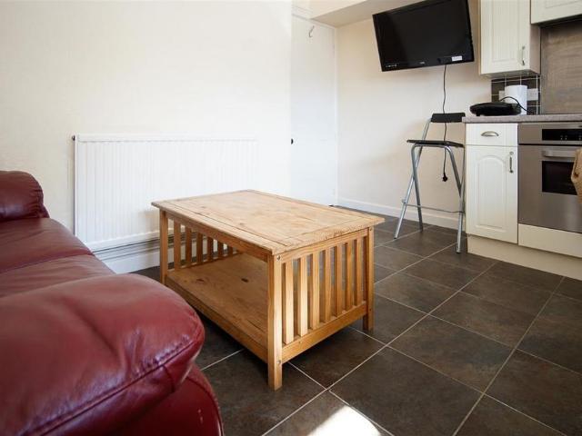 Apartment for rent in Greenbank, Mount Wise