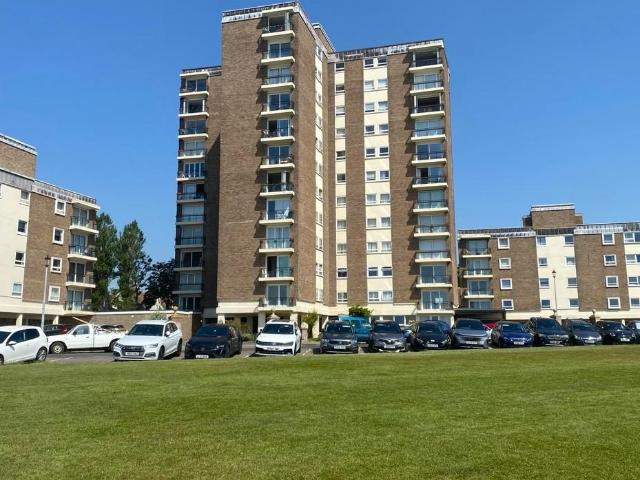Flat for rent in Frinton and Walton, Dale Hill