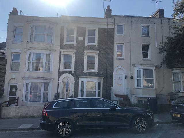 Apartment for rent in Cliftonville West, Acol