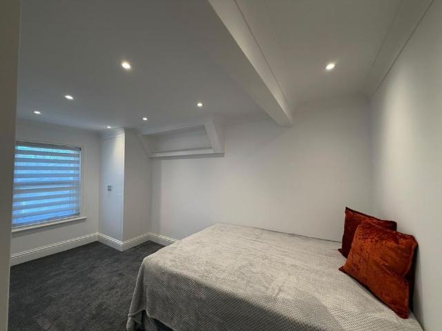 Apartment for rent in The Triangle, Reading