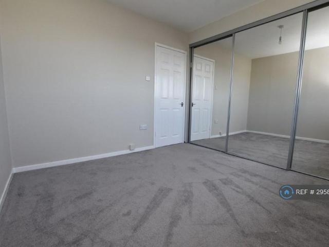 Apartment for rent in Moorpark, Stanwix