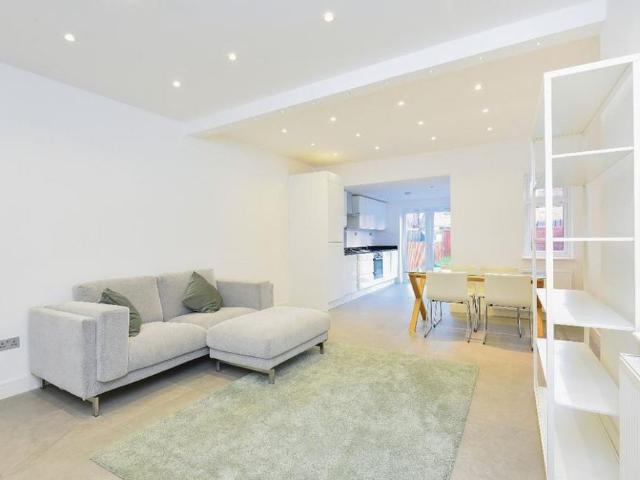 Apartment for rent in London Borough of Brent, Greater London