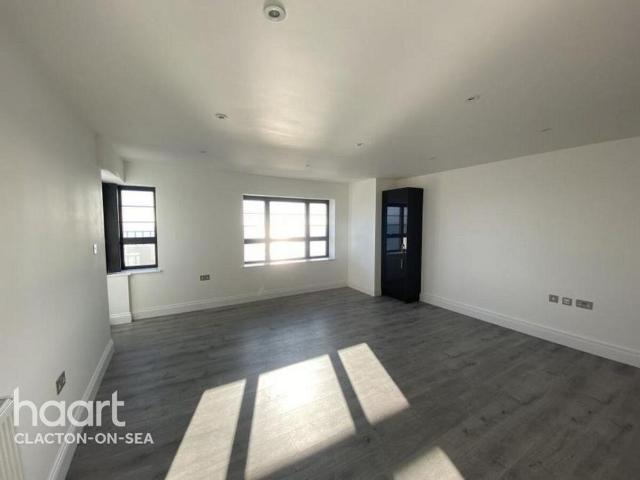 Apartment for rent in Holland-on-Sea, Dale Hill