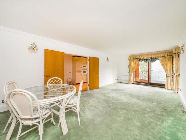Apartment for rent in London Borough of Harrow, Greater London