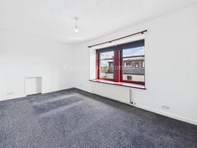 Apartment for rent in Drakemyre, Dalry