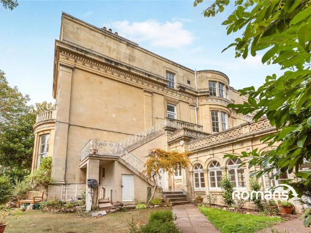Flat for rent in Clifton Village, Feckenham