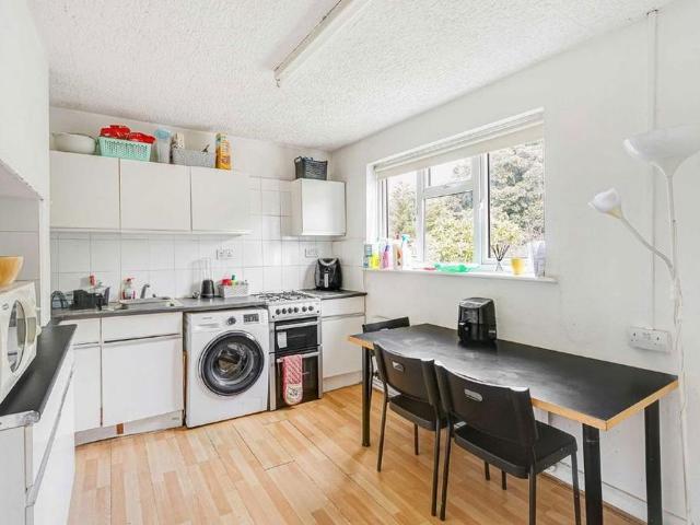 Apartment for rent in Clapham, Greater London