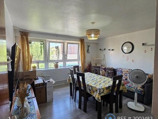 Apartment for rent in Gascoigne Estate, Greater London