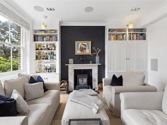 Flat for rent in Surbiton, Greater London