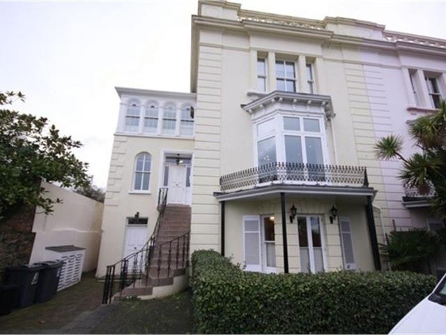 Flat for rent in St Brelade