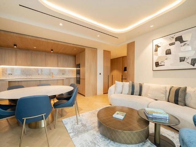 Apartment for rent in Soho, Greater London