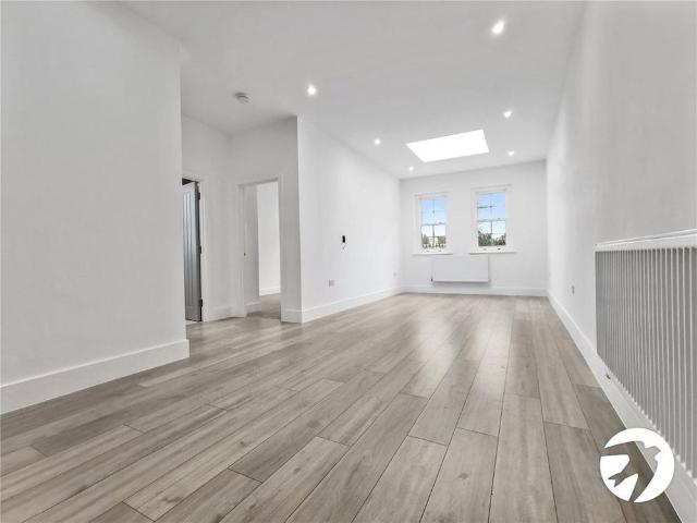 Apartment for rent in New Town, Monks Orchard