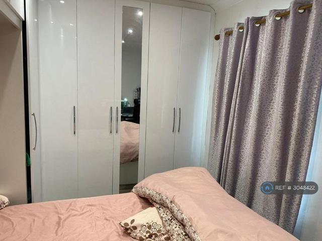 Apartment for rent in London Borough of Hounslow, Greater London