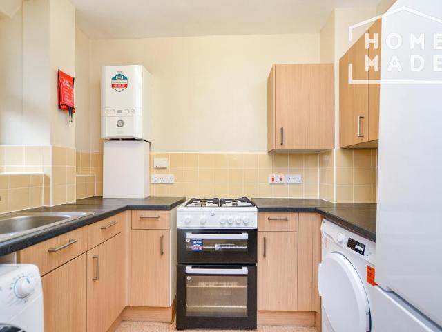 Flat for rent in Shepherd's Bush, Greater London