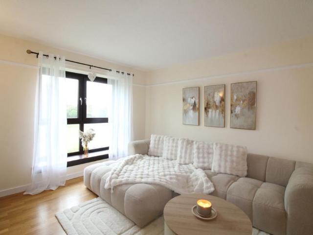 Apartment for rent in Potterhill, Paisley