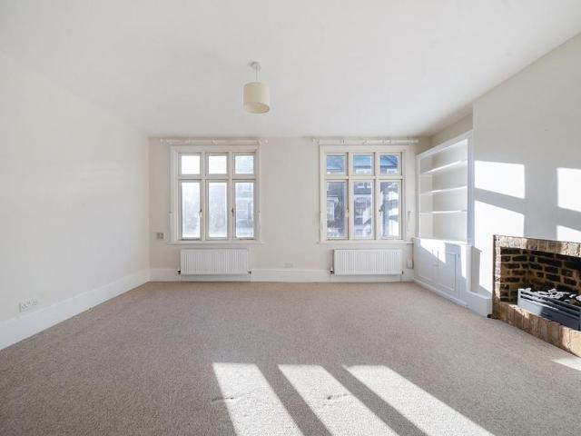 Apartment for rent in Gospel Oak, Greater London