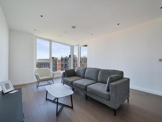 Flat for rent in Oval, Greater London