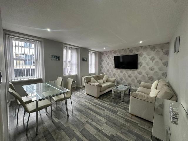 Apartment for rent in Bridgend, Moneydie