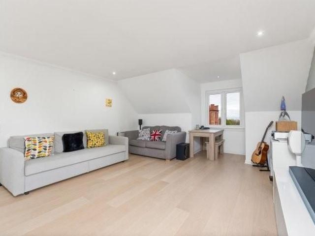 Apartment for rent in Hillside, Scotland