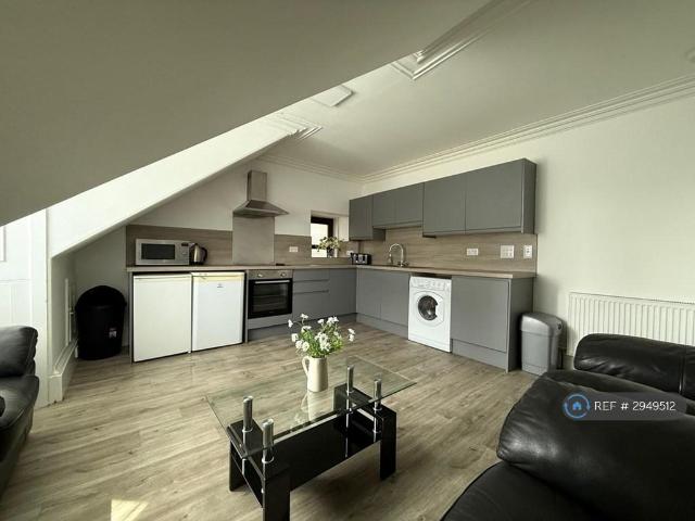 Flat for rent in Ballindoch, Scotland