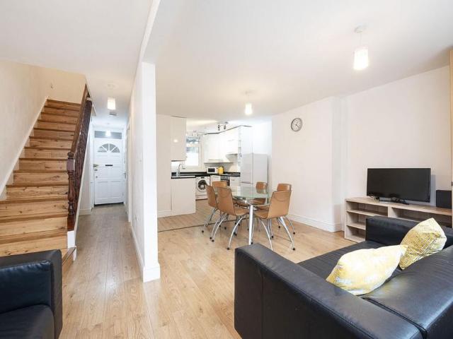 Apartment for rent in Bethnal Green, Greater London