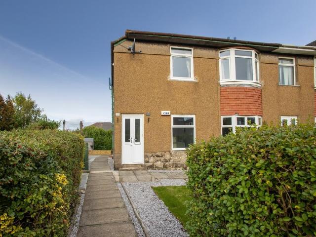 Flat for rent in Cardonald, Scotland