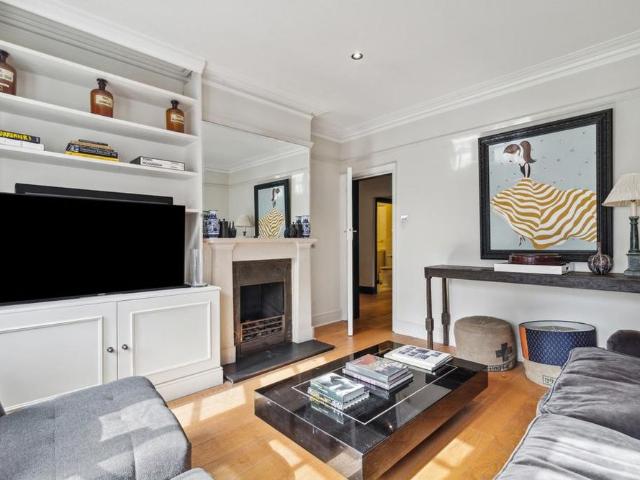 Apartment for rent in Marylebone, Greater London