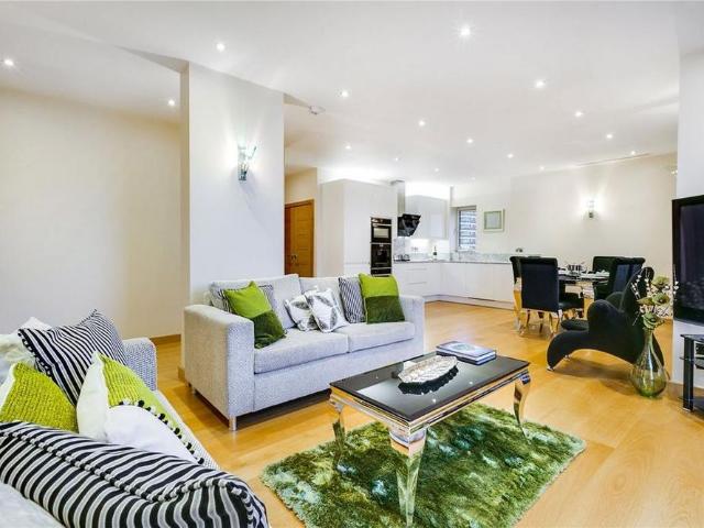 Apartment for rent in Victoria, Greater London