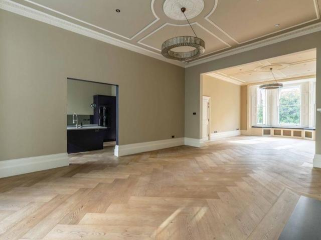 Apartment for rent in Kensington, Greater London
