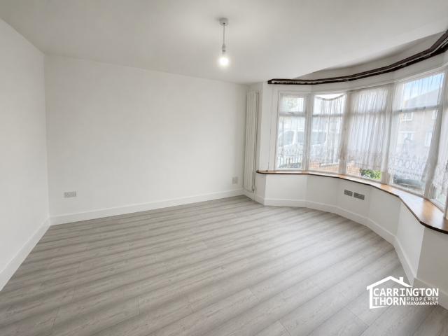 Flat for rent in Greater London