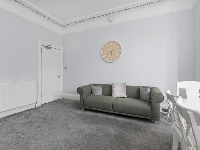 Apartment for rent in Marchmont, Scotland