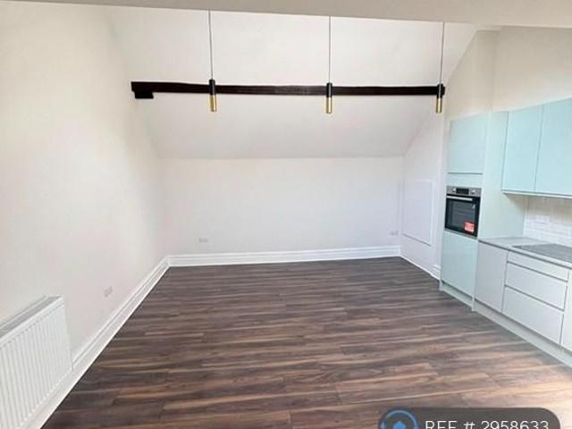 Apartment for rent in Calderstones