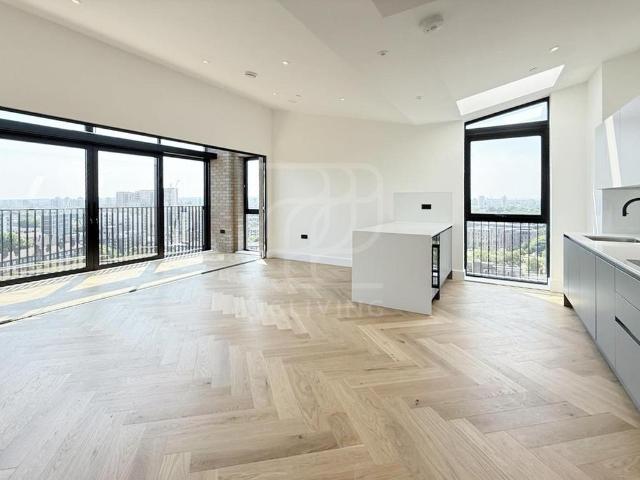 Flat for rent in Vauxhall, Greater London