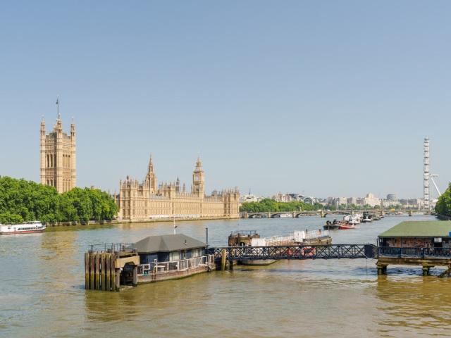Apartment for rent in South Lambeth, Greater London