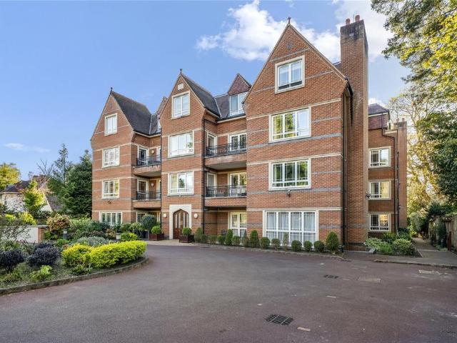 Flat for rent in Whiteley Village, Blackhills