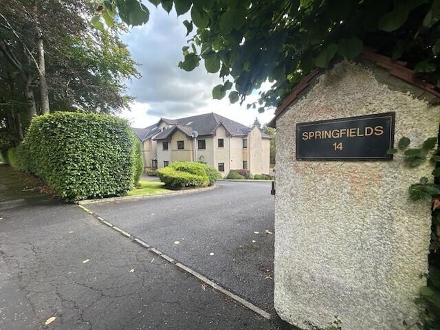 Apartment for rent in Thornly Park, Glenburn