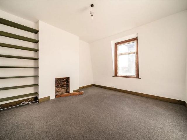 Apartment for rent in Colney Hatch, Isle Of Man