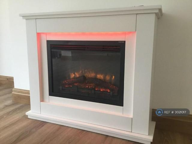 Apartment for rent in Stone, Baswich