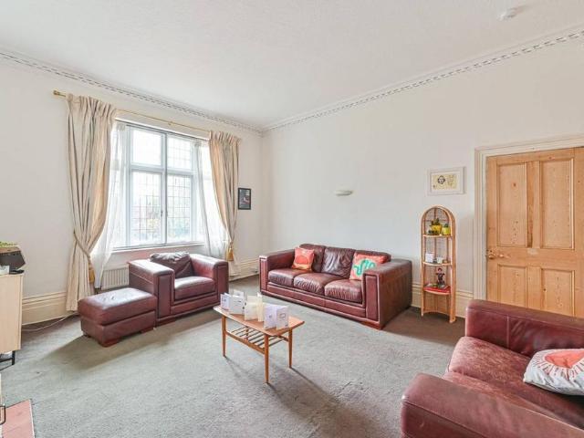 Apartment for rent in London Borough of Lewisham, Forest Hill