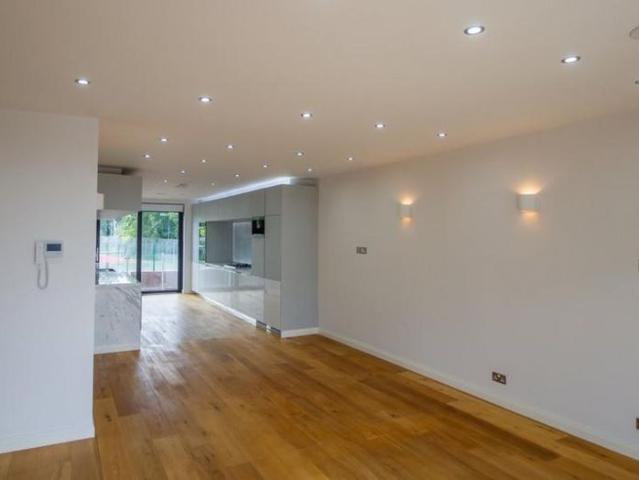 Apartment for rent in Chigwell, Epping