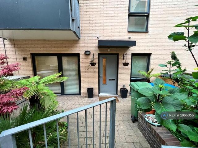 Flat for rent in Bermondsey, Greater London