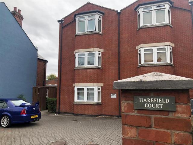 Flat for rent in Ball Hill, West Midlands