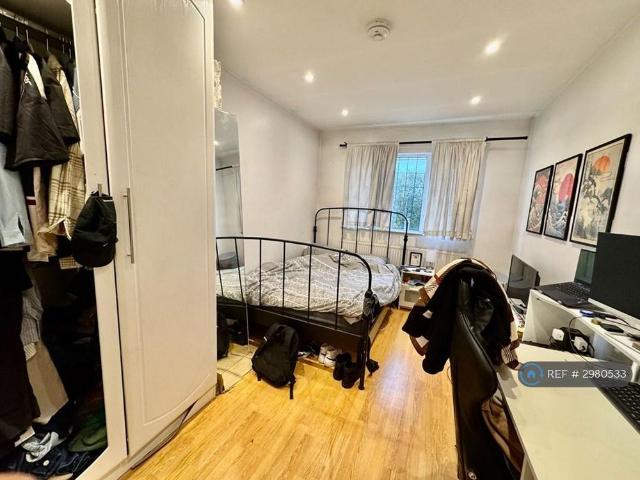 Apartment for rent in Royal Borough of Kingston upon Thames, Greater London