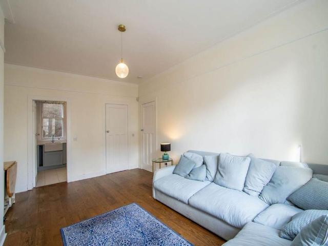 Apartment for rent in New Town, Scotland