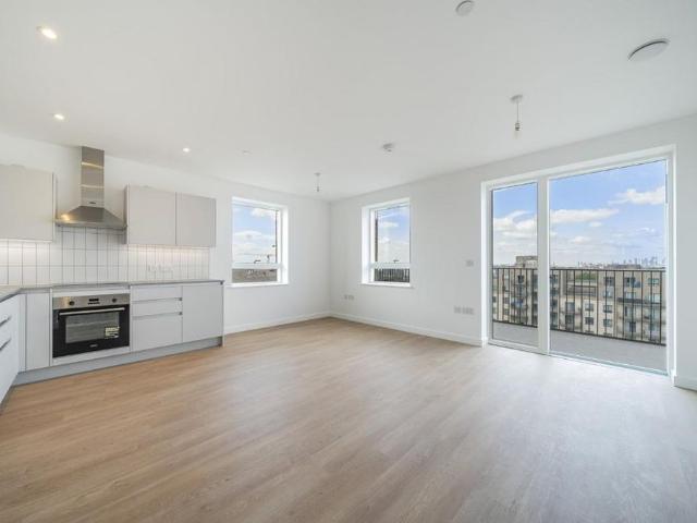 Apartment for rent in Gascoigne Estate, Greater London
