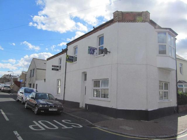 Flat for rent in Gibbonsdown, Barry