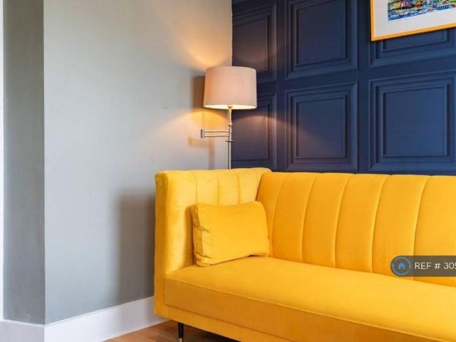 Apartment for rent in London Borough of Hammersmith and Fulham, Greater London