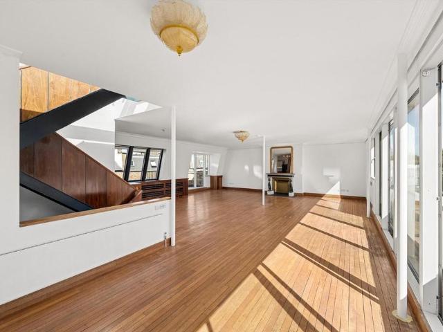 Apartment for rent in North Kensington, Greater London